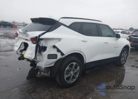 2024 Chevrolet Blazer Awd 2Lt from USA, damaged, VIN 3GNKBHR49RS141590